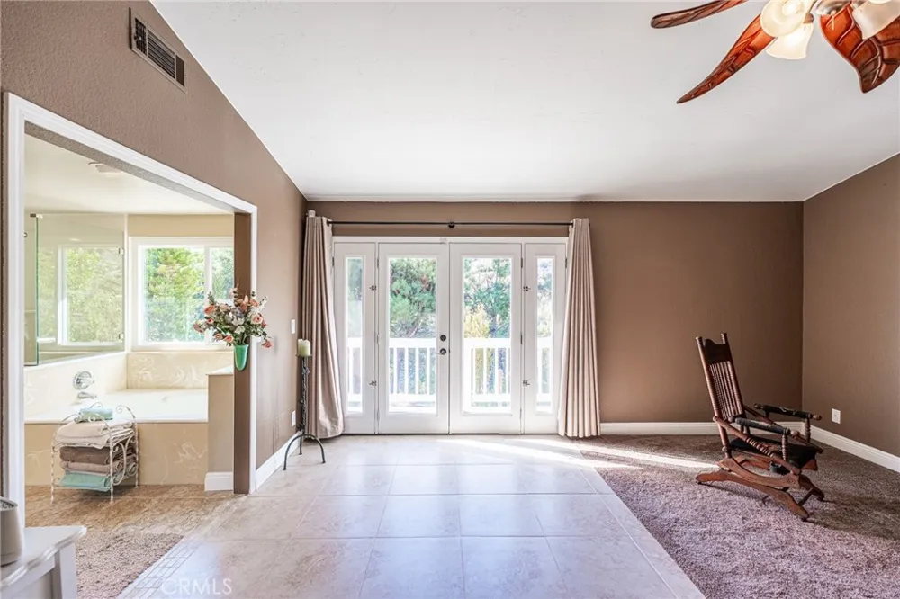 14395 Amorose Lake Elsinore, CA 92530