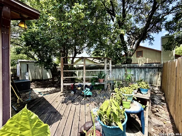 10111 Pebblestone San Antonio, TX 78250