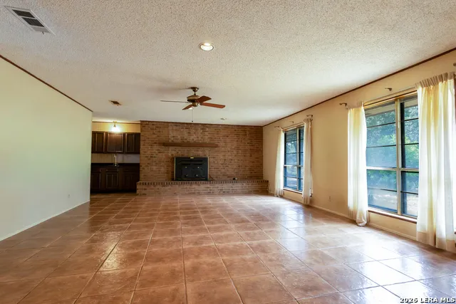 4118 Coughran Rd Pleasanton, TX 78064
