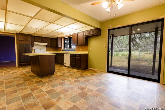 4118 Coughran Rd Pleasanton, TX 78064