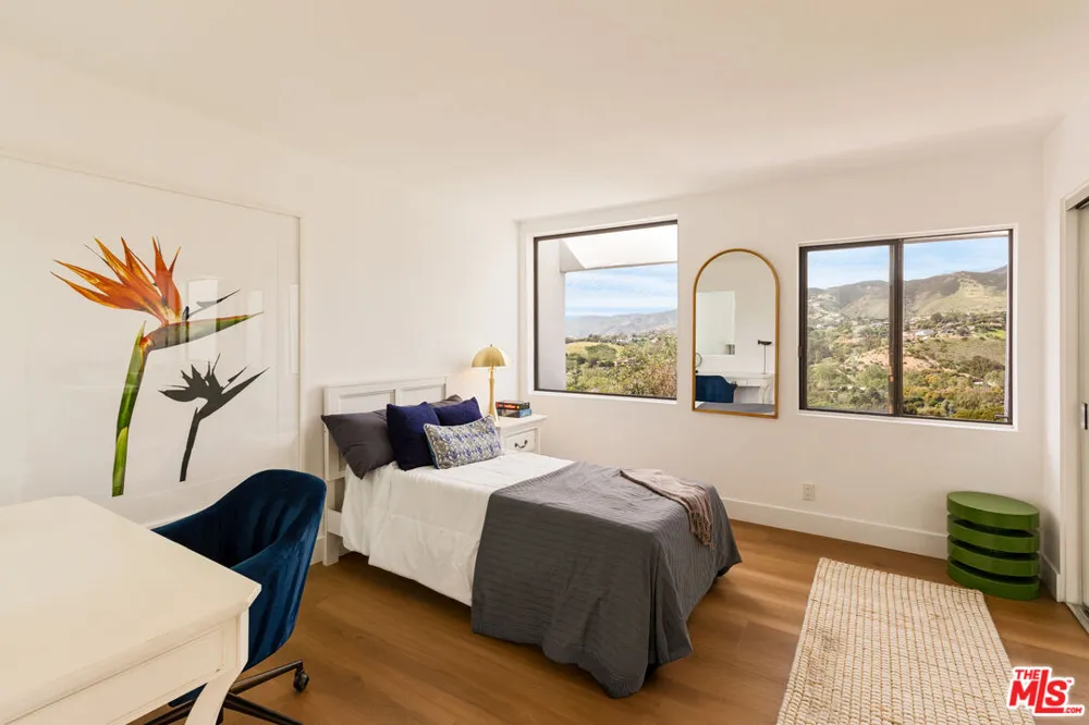 29221 Heathercliff Road Malibu, CA 90265
