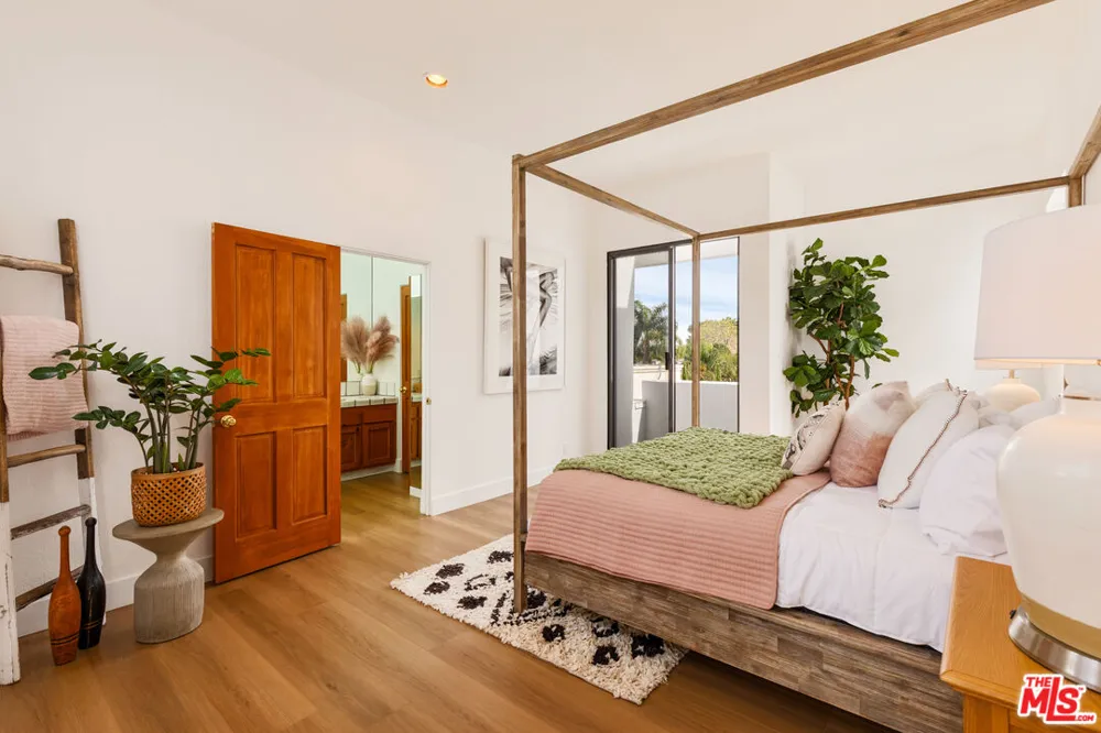 29221 Heathercliff Road Malibu, CA 90265