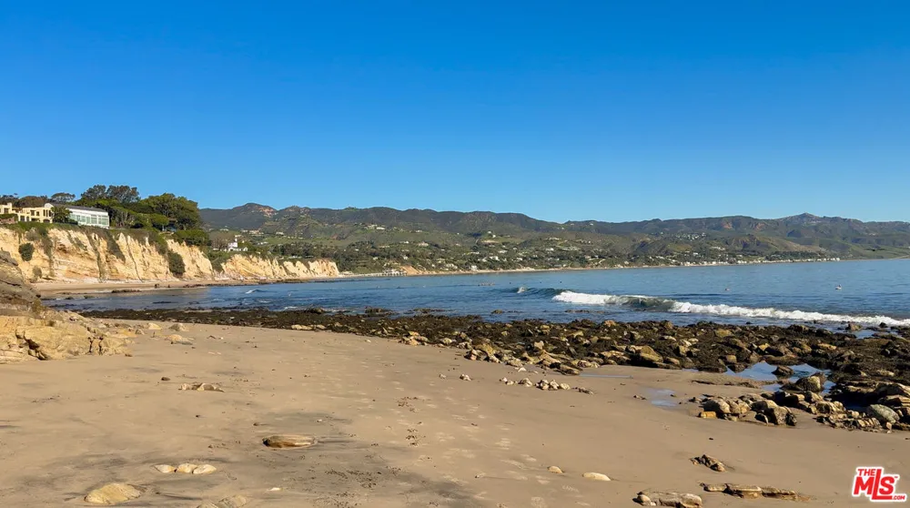29221 Heathercliff Road Malibu, CA 90265