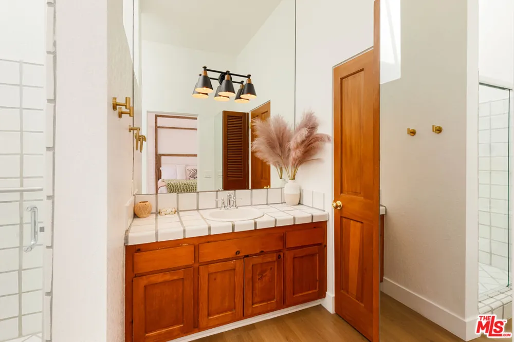29221 Heathercliff Road Malibu, CA 90265