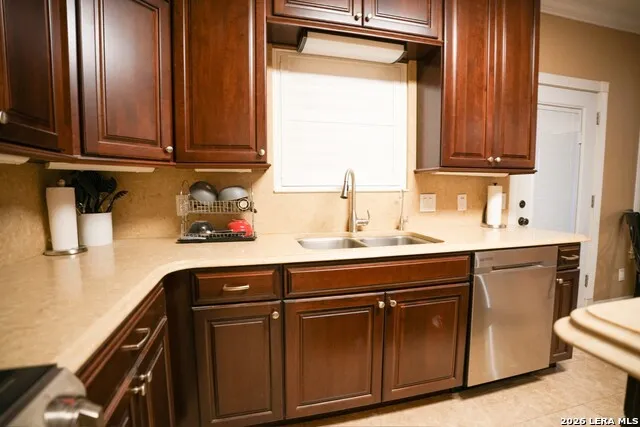 20411 Gathering Oak San Antonio, TX 78258