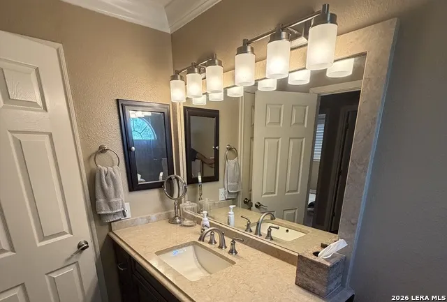 20411 Gathering Oak San Antonio, TX 78258