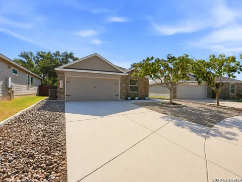 32116 Macey Oak