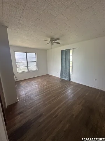 411 S TREVINO ST Pearsall, TX 78061