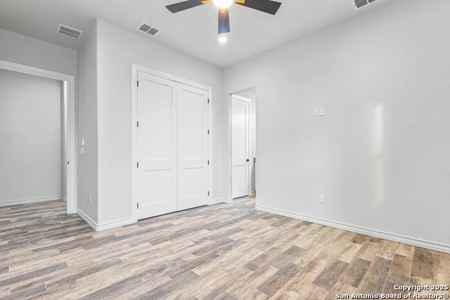 114 CR 6875 Natalia, TX 78059
