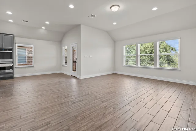 2250 Steerhead Trl New Braunfels, TX 78132