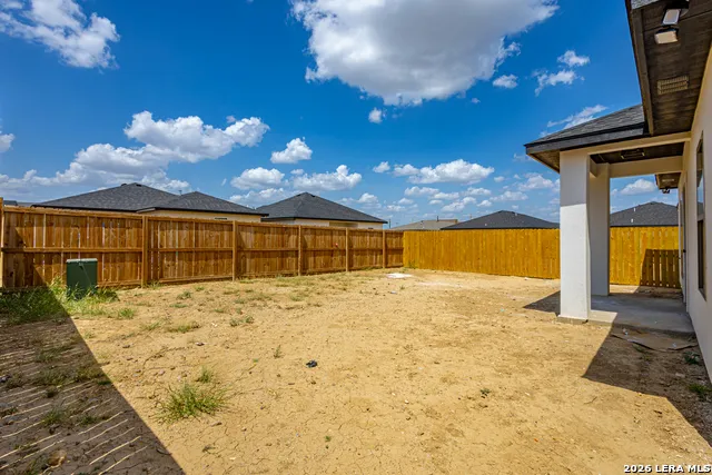 2920 Earthhaven Dr Laredo, TX 78046