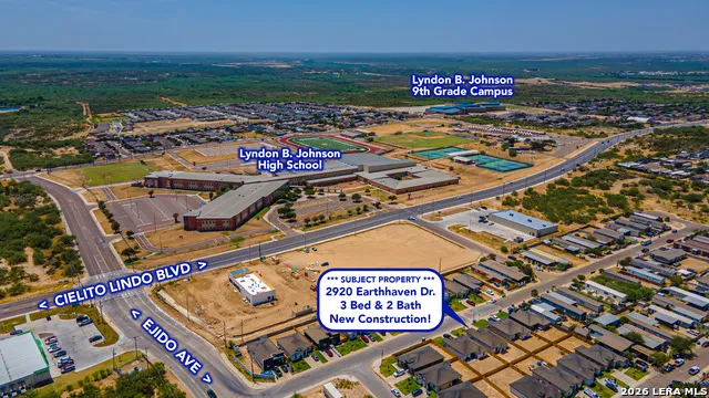 2920 Earthhaven Dr Laredo, TX 78046