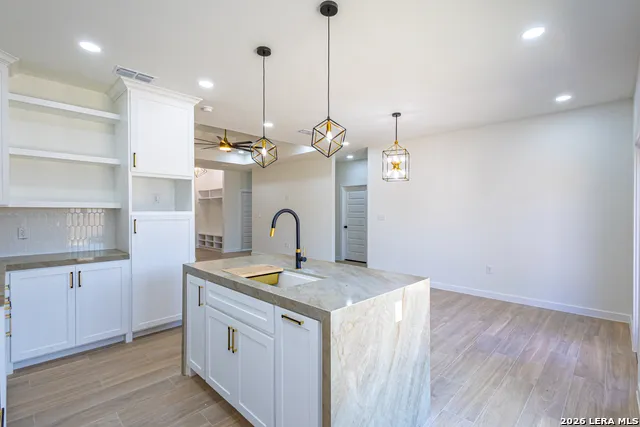 2920 Earthhaven Dr Laredo, TX 78046