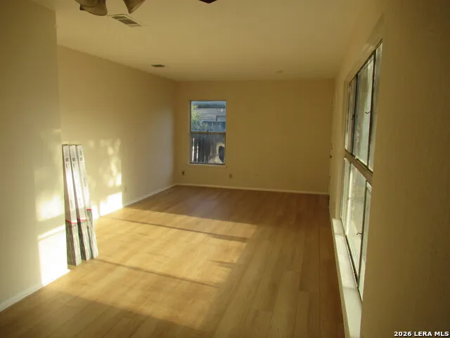 702 LONGLEAF ST San Antonio, TX 78219