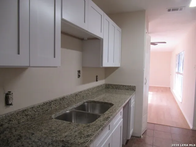 702 LONGLEAF ST San Antonio, TX 78219