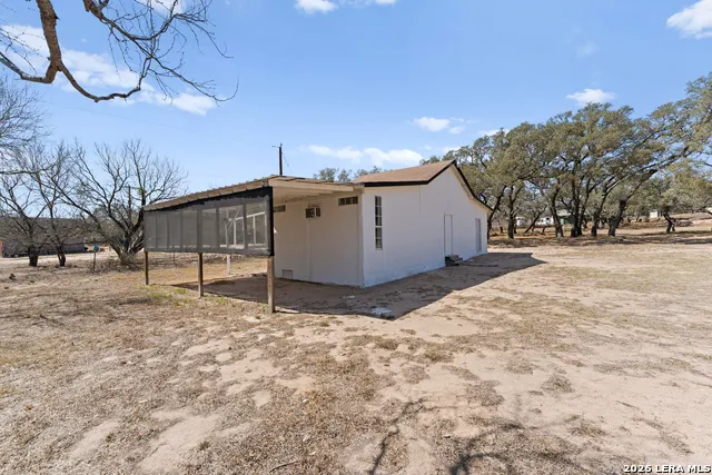 670 Quail Run Lytle, TX 78052