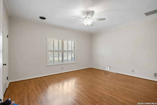 304 Spring Mill Dr Kerrville, TX 78028