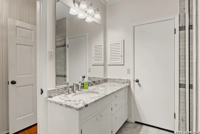 304 Spring Mill Dr Kerrville, TX 78028