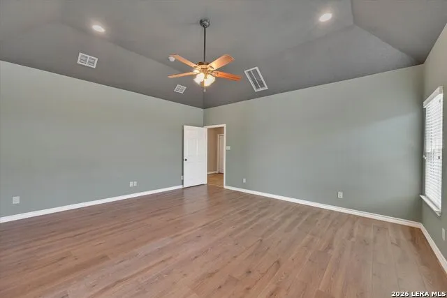 196 TRIPLE BEND DR La Vernia, TX 78121