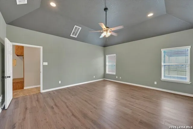 196 TRIPLE BEND DR La Vernia, TX 78121