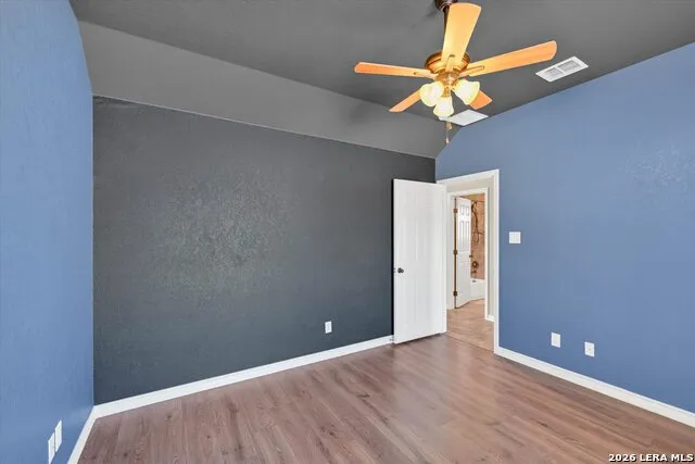 196 TRIPLE BEND DR La Vernia, TX 78121