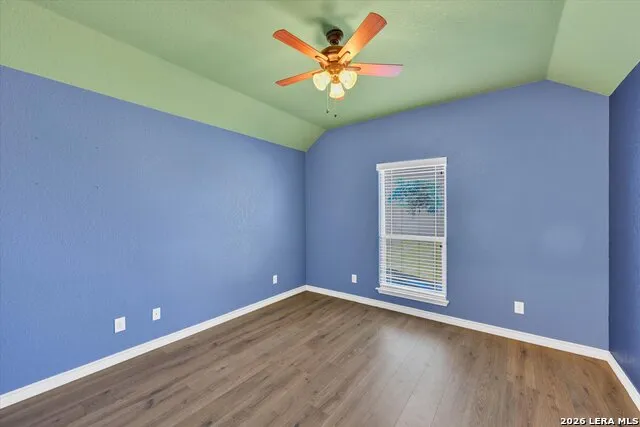 196 TRIPLE BEND DR La Vernia, TX 78121