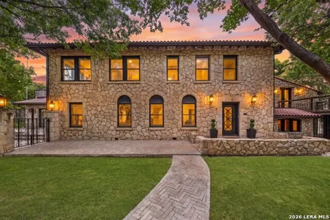 103 PARK HILL DR