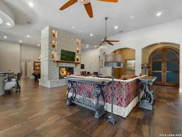 11426 Cat Springs Boerne, TX 78006