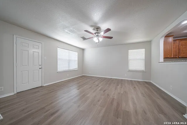 10915 CIMARRON CV Universal City, TX 78148