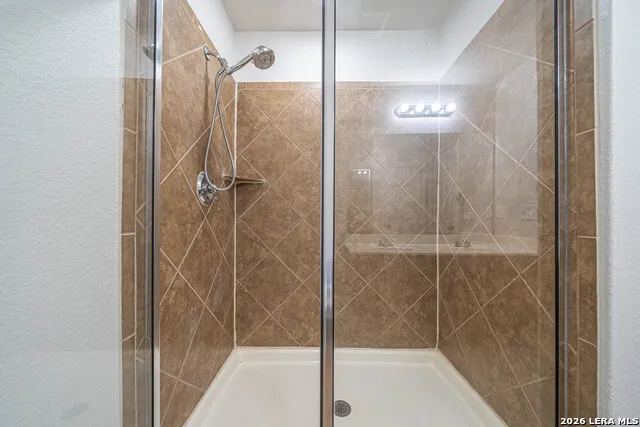 10915 CIMARRON CV Universal City, TX 78148