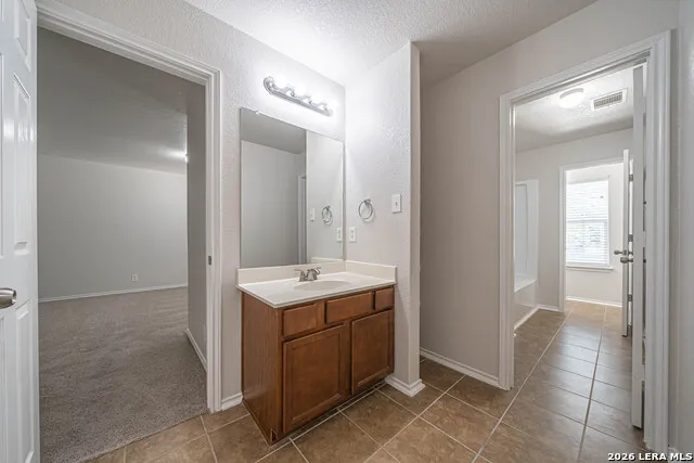 10915 CIMARRON CV Universal City, TX 78148