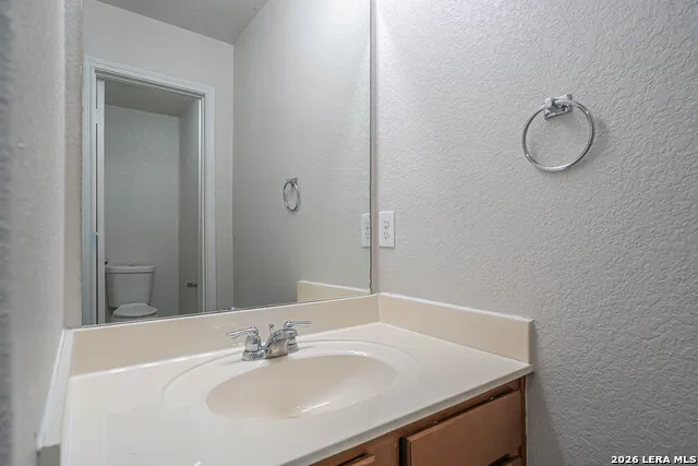 10915 CIMARRON CV Universal City, TX 78148