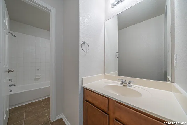 10915 CIMARRON CV Universal City, TX 78148