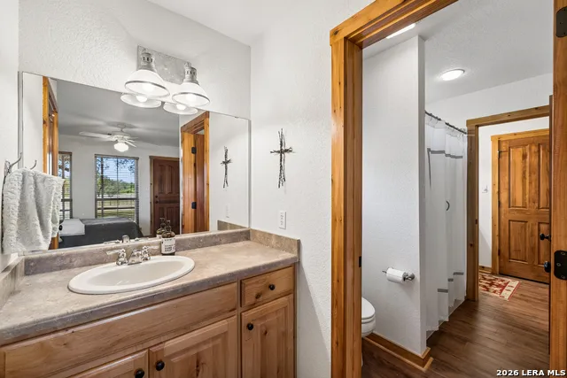 466 County Road 742 Yancey, TX 78886
