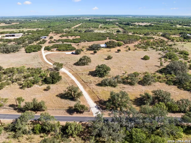 466 County Road 742 Yancey, TX 78886