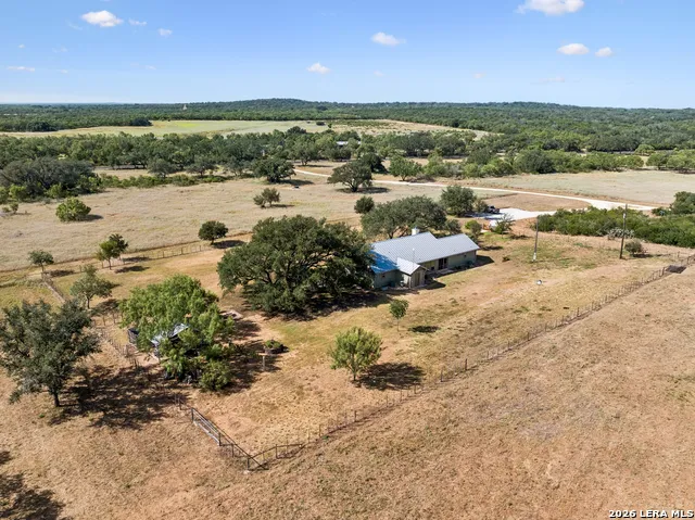 466 County Road 742 Yancey, TX 78886