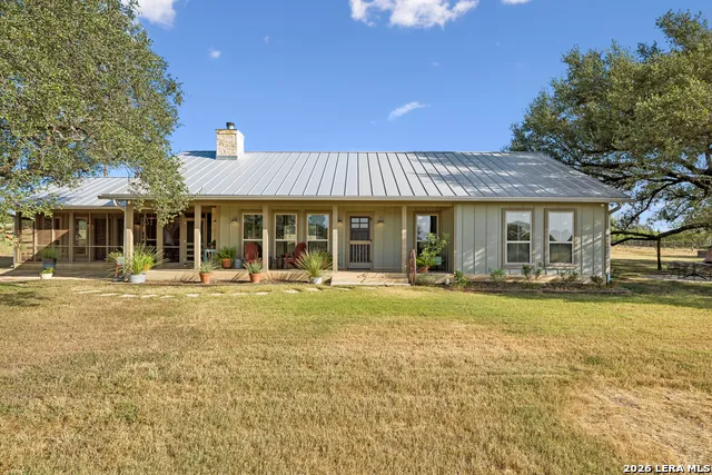 466 County Road 742 Yancey, TX 78886