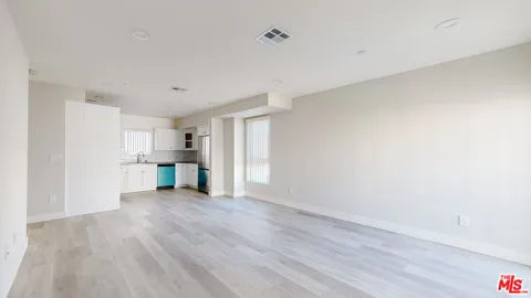 307 Rosemont Avenue