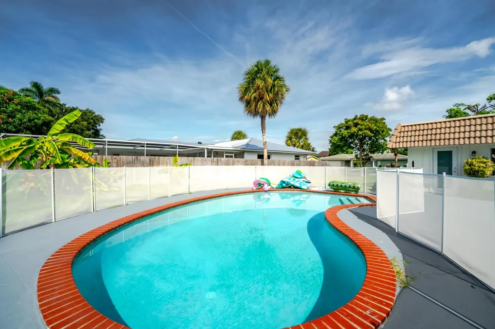 1424 SW 13th Drive #1424 Boca Raton, FL 33486
