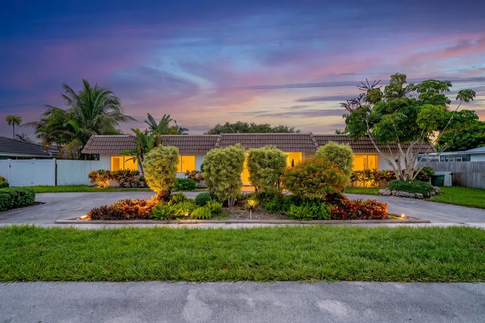 1424 SW 13th Drive #1424 Boca Raton, FL 33486