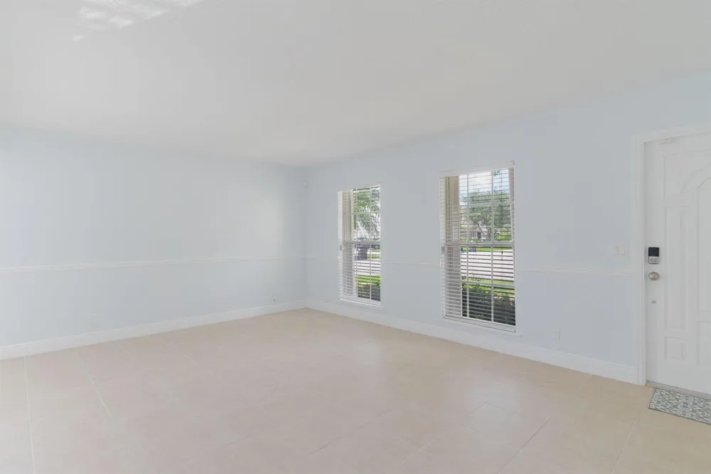 1626 BRIER PATCH TRAIL Wellington, FL 33414