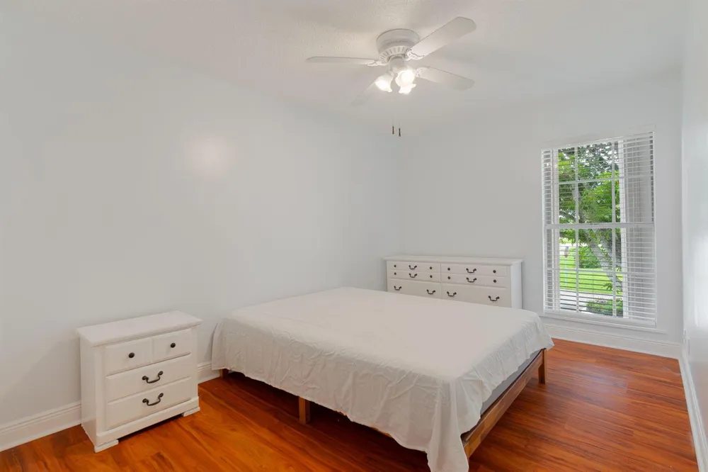 1626 BRIER PATCH TRAIL Wellington, FL 33414