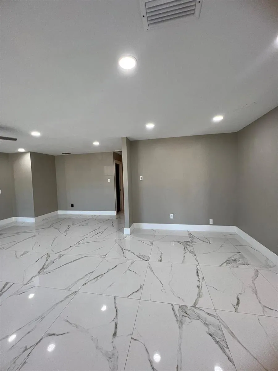 1699 NW 7th Terrace Pompano Beach, FL 33060