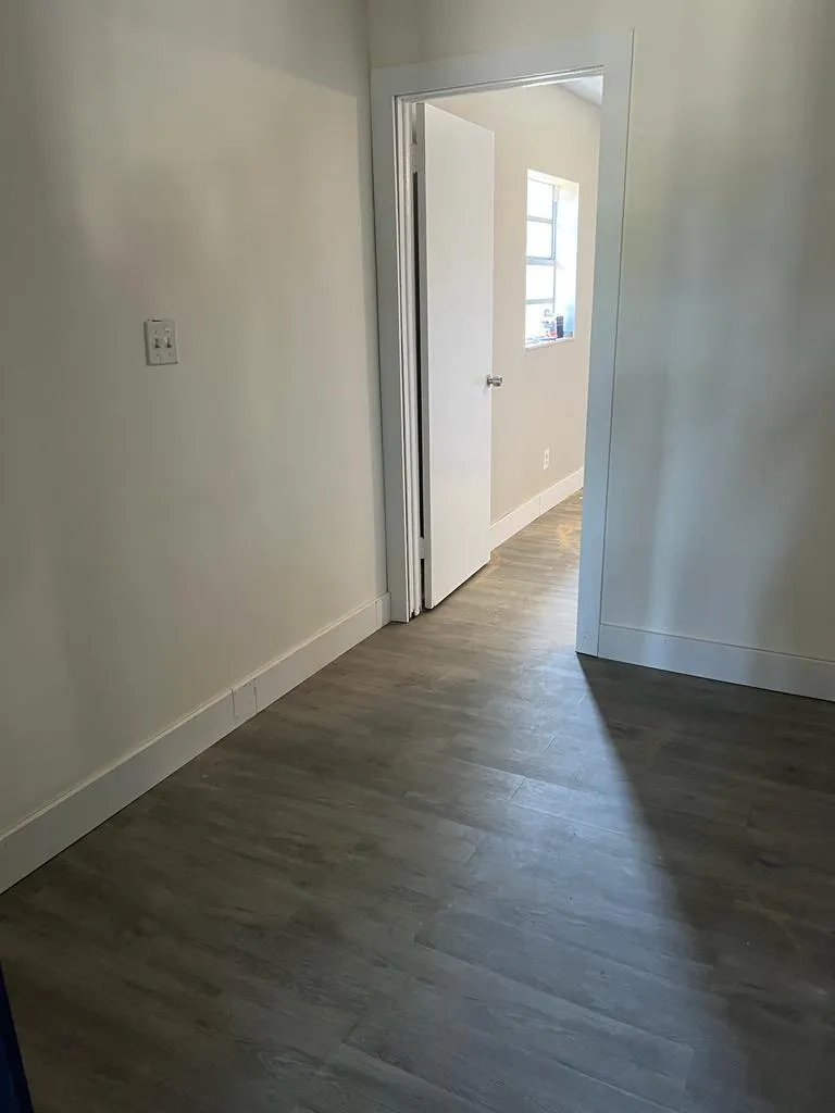 1699 NW 7th Terrace Pompano Beach, FL 33060