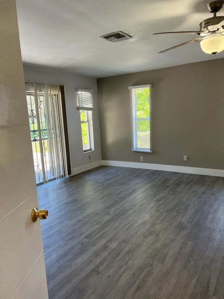 1699 NW 7th Terrace Pompano Beach, FL 33060