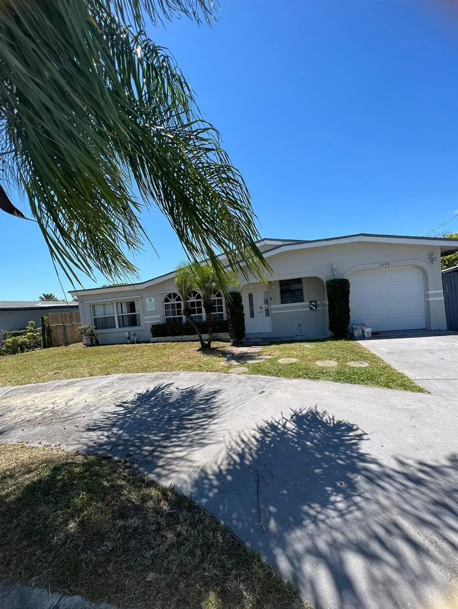 1699 NW 7th Terrace Pompano Beach, FL 33060