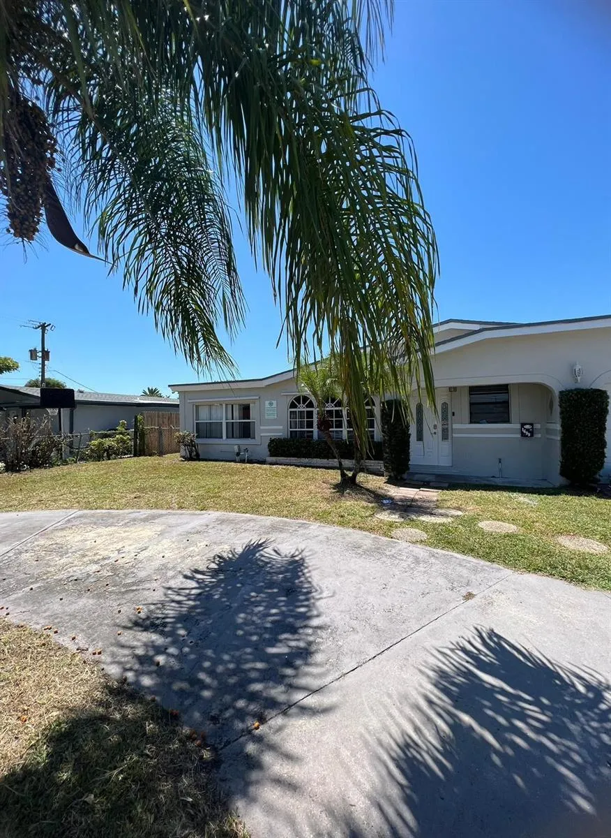 1699 NW 7th Terrace Pompano Beach, FL 33060