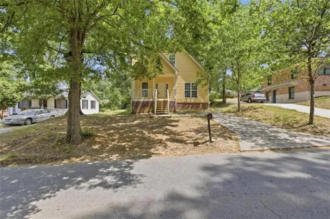 845 Mildred Place