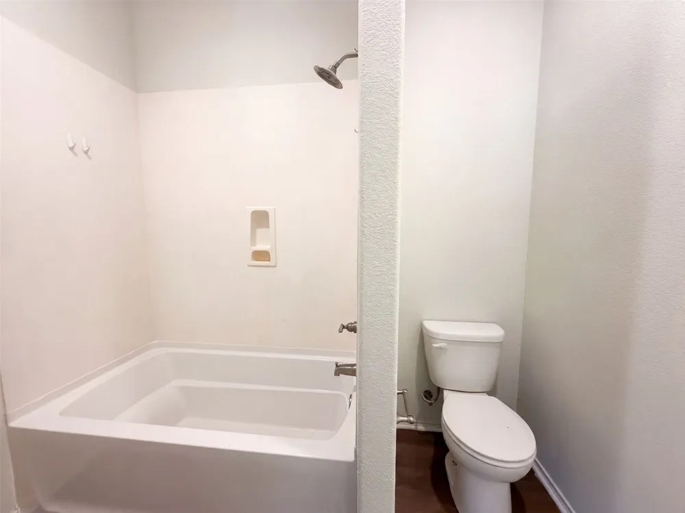 11813 Bellegrove Road Burleson, TX 76028