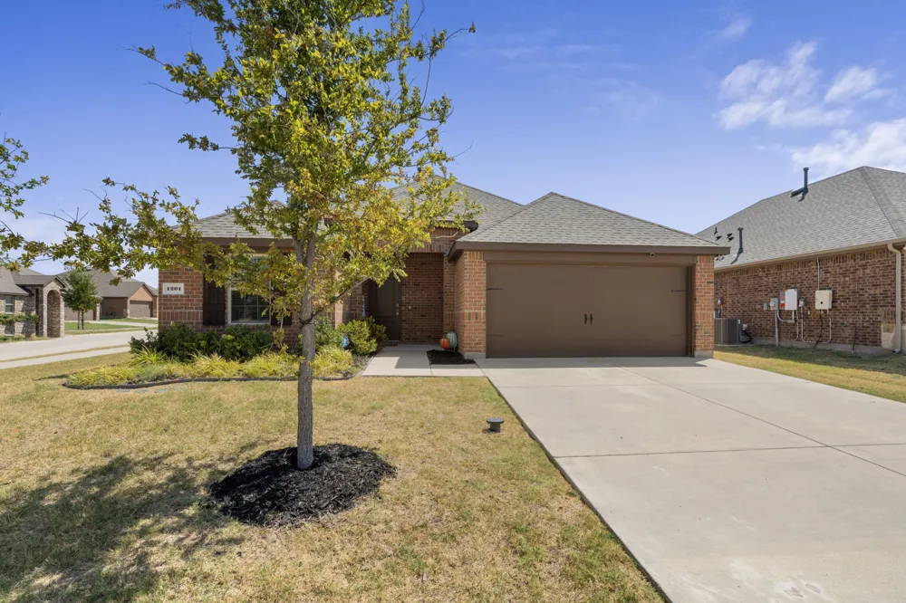1201 Noble Stead Trail Princeton, TX 75407
